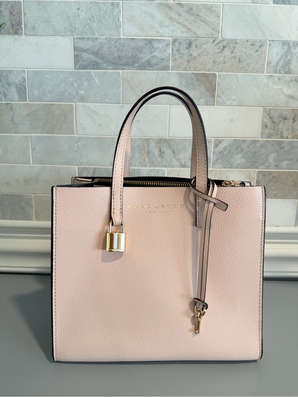 🩷Host pick🩷 Marc Jacobs Blush Small Leather Tote